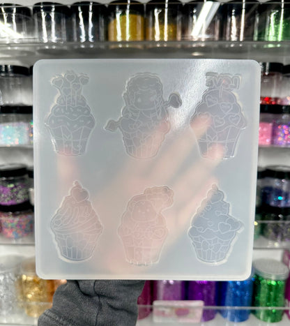 Silicone Mold | Valentines Day Cupcakes | SHOP EXCLUSIVE
